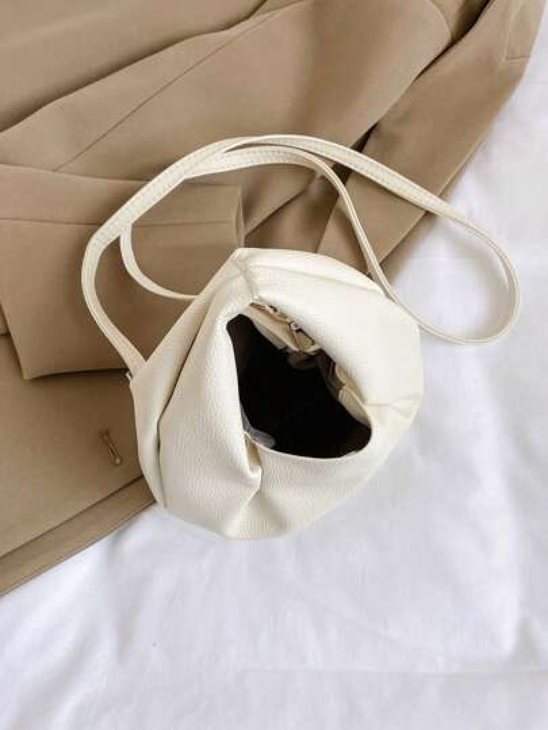 Mini Bucket Bag PU Litchi Embossed White Elegant