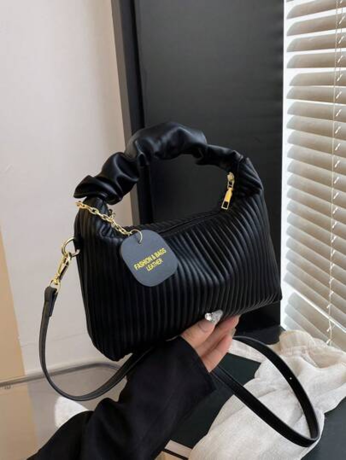 Stylish Minimalist All Match Pleated Woven PU Zipper Handbag Mini Portable Shoulder Bag Perfect For Women Shopping Dating Party Gift