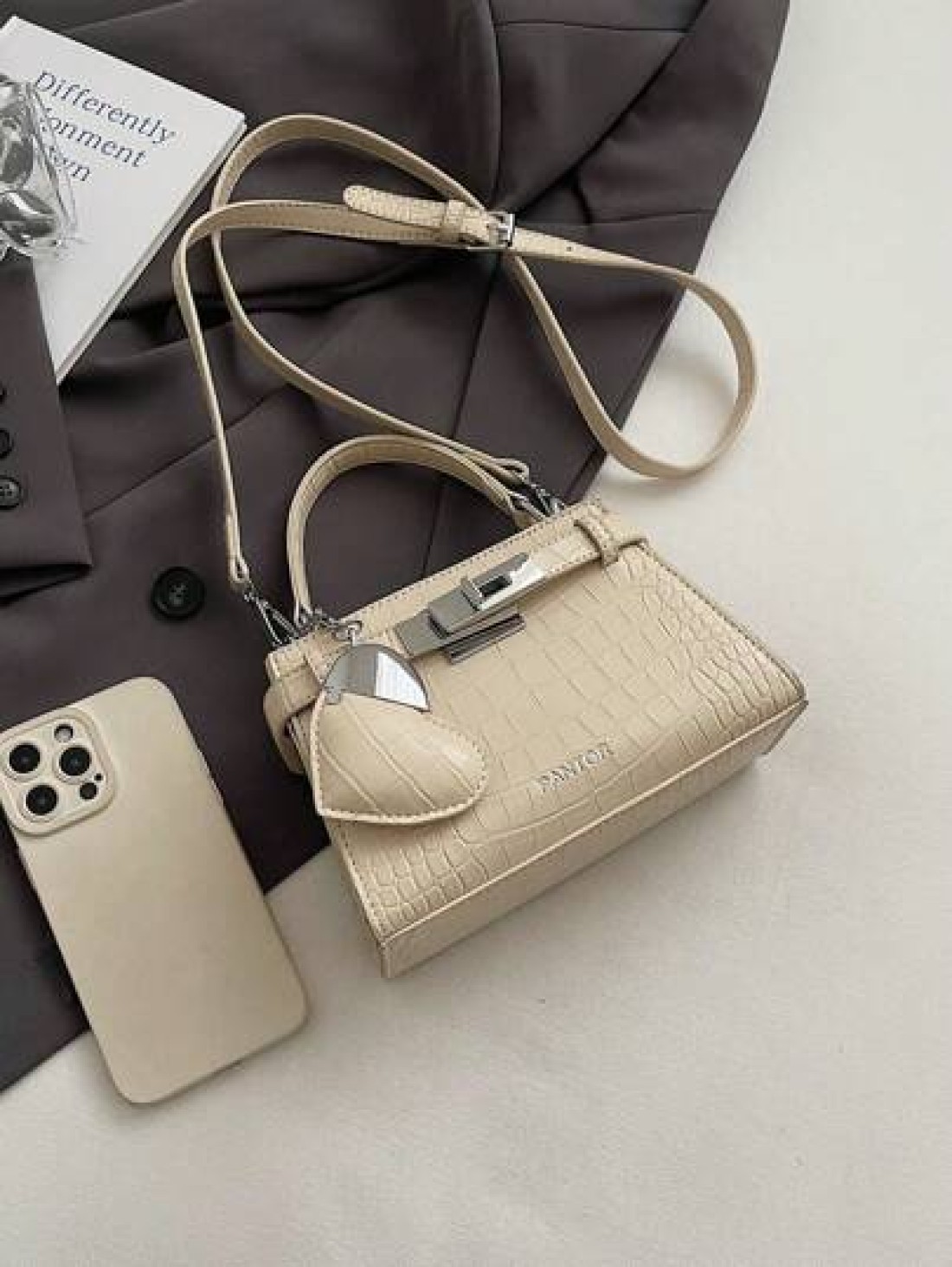 Mini Crocodile Embossed Women Handbag New Fashion Small Square Bag Versatile Shoulder Crossbody Bag