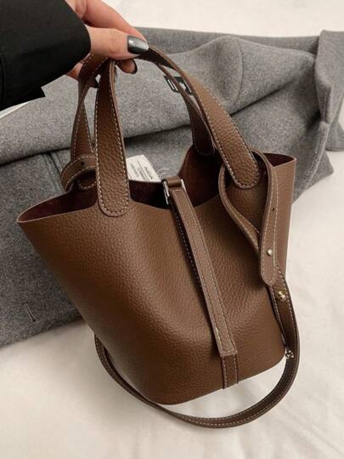 1 Piece Women s New Retro Casual Versatile Solid Color Bucket Handbag Model In Autumn And Winter Suitable For Commuting Daily Dating And Work Women s Fashionable Handbag Can Be Cross Body
