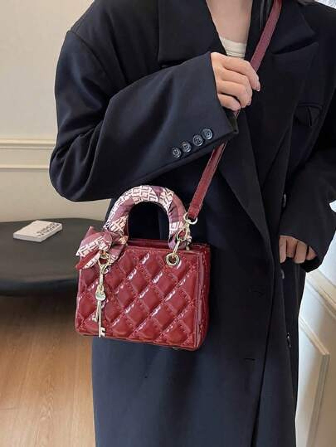 2024 New Burgundy Red Diamond Pattern Handbag Compact And Elegant High End And Atmospheric Crossbody Shoulder Bag Christmas Gift Perfect For Travel And Parties Best Mothers Day Gifts Women