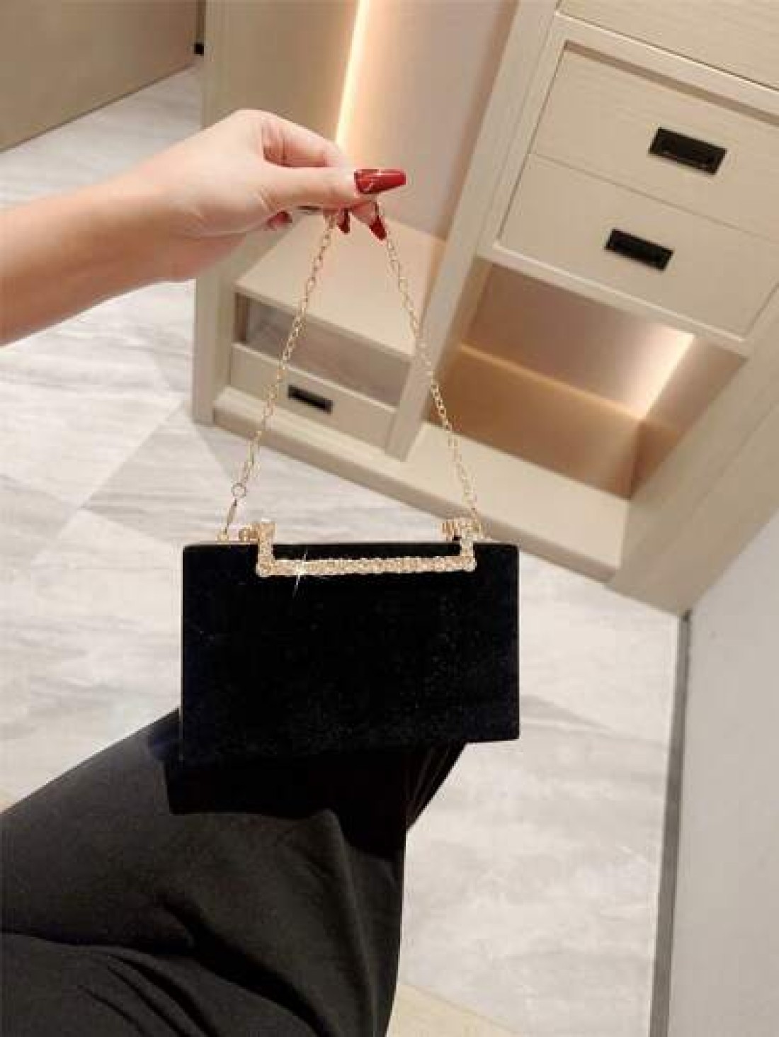 1pc Velvet Box Clutch Bag Glittery Metal Crystal Decor Evening Bag For Gown Formal Party Wedding Bridal Purse Crossbody Bag
