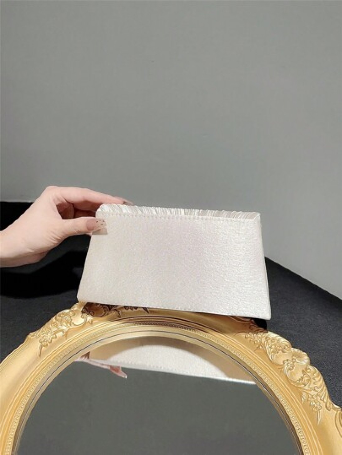 Women Classic And Elegant Pleated Design Clutch Bag With Flap Perfect For Formal Parties Romantic Weddings Dances And Evening Events Can Be Used As Handbag Envelope Bag Or Chain Bag Fits With Evening