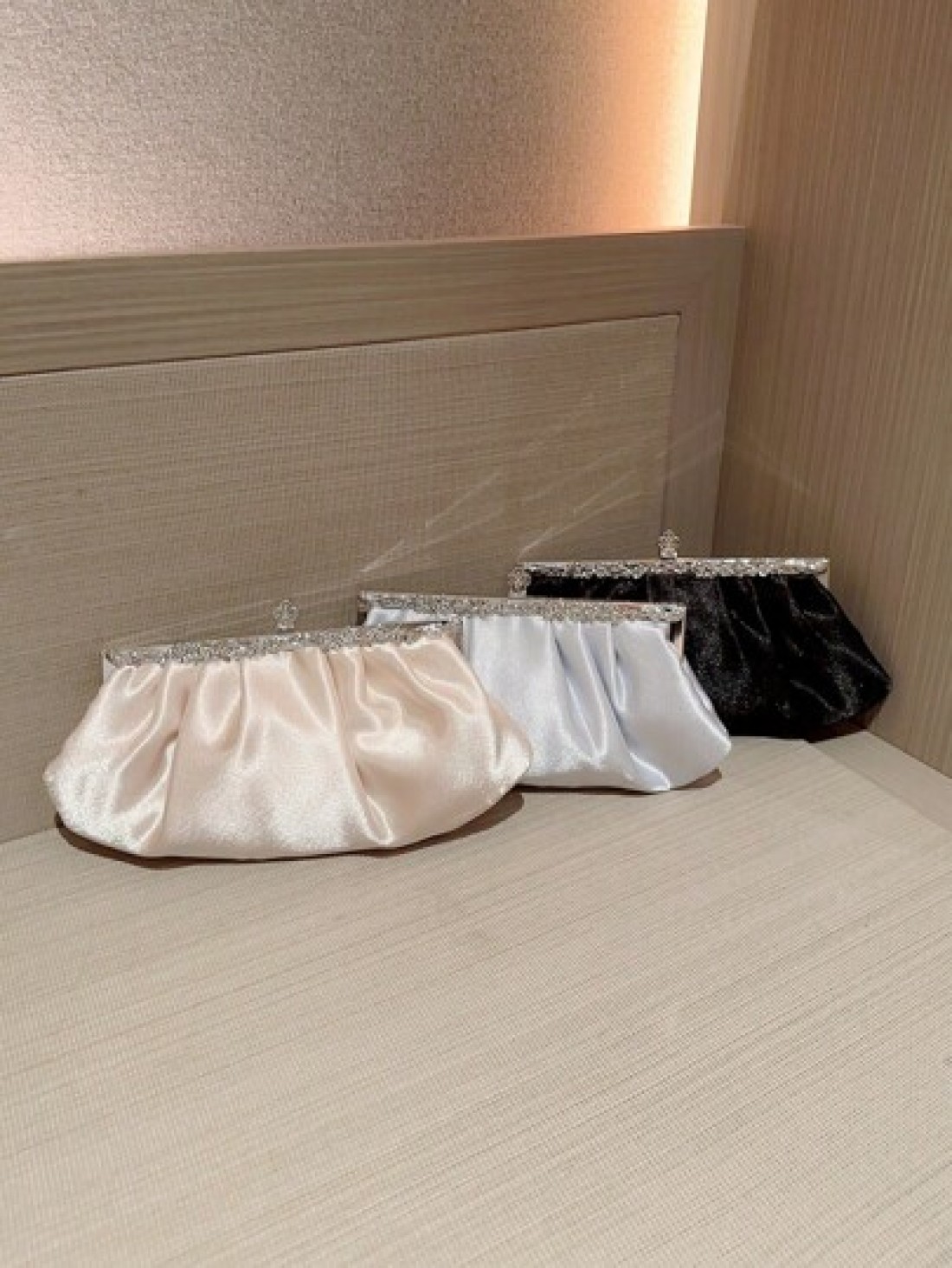 Moonlit EveBag Women s Exquisite Satin Evening Clutch Bag With Rhinestone Decoration Party Dress Bag Prom Bag Evening Bag Chain Handbag Royal Blue