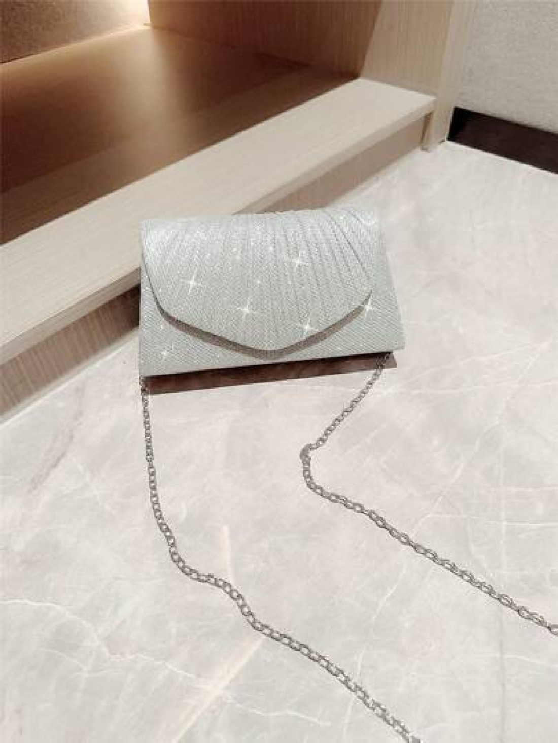 A Glittering Shiny Flip Evening Bag Mini Party Clutch With Pleated Design Envelope Bag With Chain Tready Bride Bag Perfect For Party Wedding Prom Dinner Banquet Matching With Wedding Dress Formal Dres