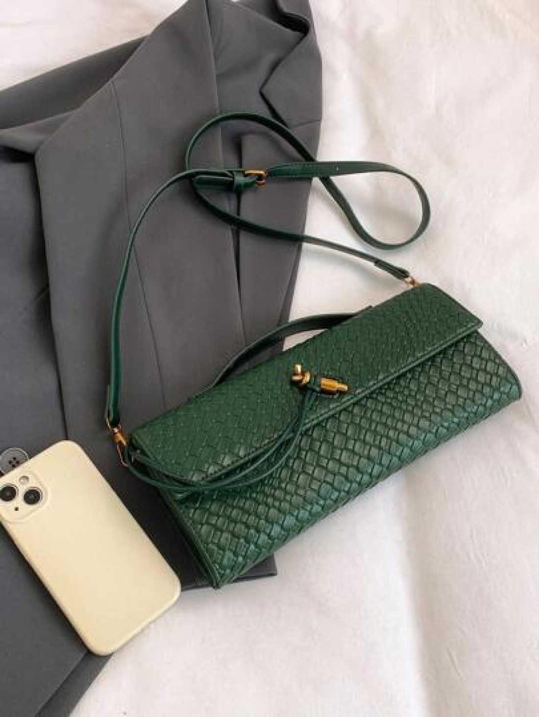 The 2025 New Collection Presents An Elegant Versatile And High End Women s Bag Ideal For Commuting And Gift Giving