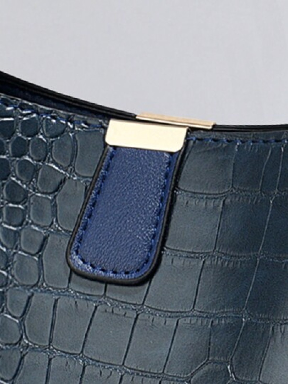 Large Capacity Lightweight Portable And Casual Fashionable Mini Crocodile Embossed Top Handle Bucket Bag Crocodile Embossed Bucket Bag Faux Leather Shoulder Bag Women s Fashion Bag