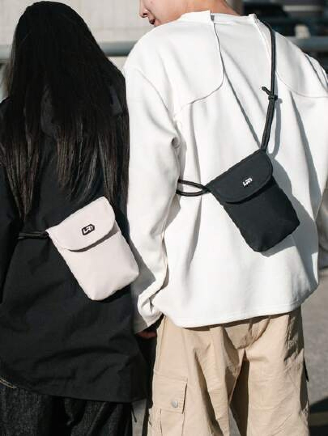 peach tree 1pc Casual Nylon Crossbody Bag For Men Shoulder Bag Messenger Bag Phone Pouch Versatile Daily Use Lightweight Simple Design Suitable For Halloween Outdoor Gift For Boyfriend Students Busine