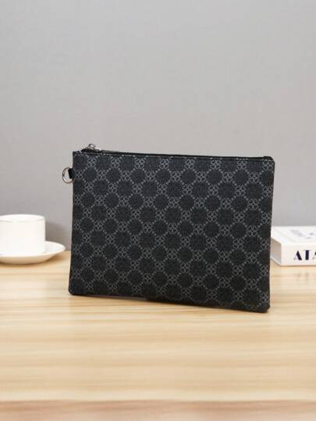 PU Printed Men s Clutch Bag Wristlet Christmas Gifts For Men Fall Scream Men Bag For Men Wallet Hand Bag Men Thanksgiving Travel Winter Purse Holiday Wash Bag Old Money Merry Christmas Handbag Wristle