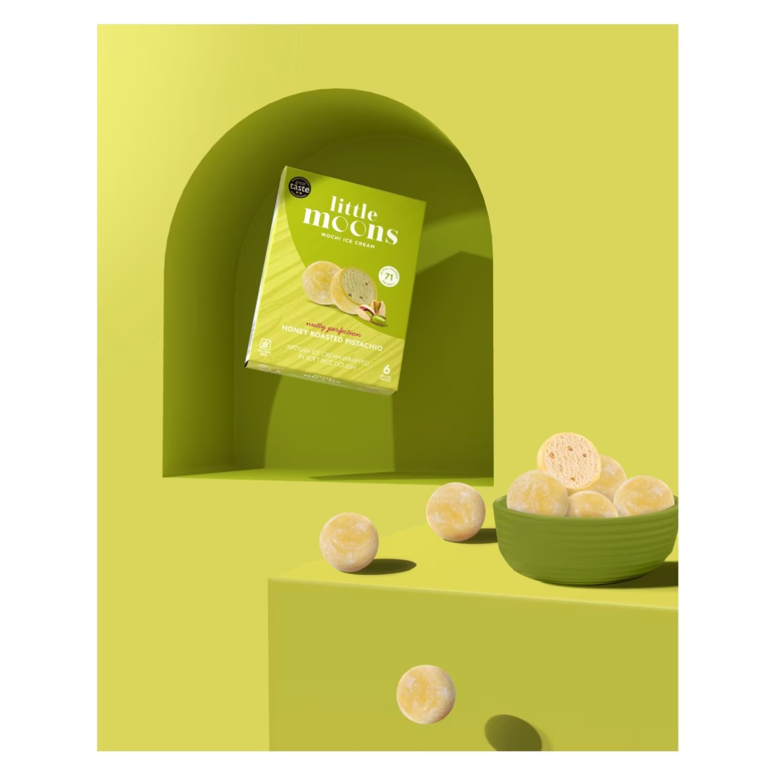 Little Moons Honey Roasted Pistachio Flavoured Mochi Ice Cream, 192g