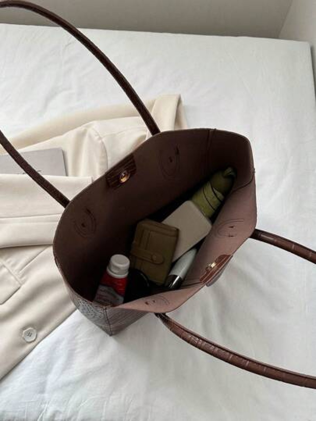Vintage Tote Bag Women s 2025 New Fashion Commuter Bag Versatile Large Capacity Shoulder Bag