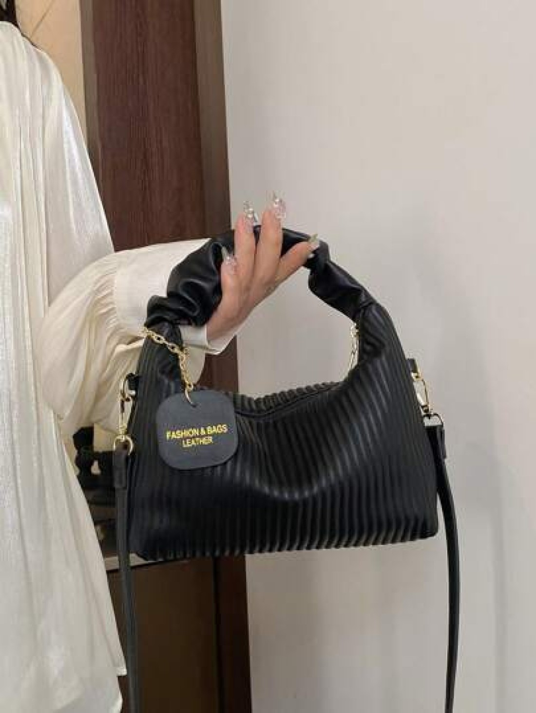 Stylish Minimalist All Match Pleated Woven PU Zipper Handbag Mini Portable Shoulder Bag Perfect For Women Shopping Dating Party Gift