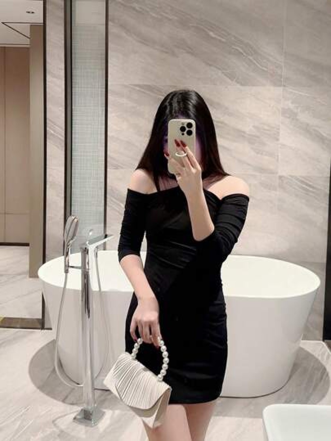 An Elegant Classic Pleated Design Evening Bag Romantic Faux Pearl Party Clutch Bag Luxury Satin Formal Dress Bag Flap Clutch With Chain Strap For Prom Perfectly Matching With New Years Outfit Excellen