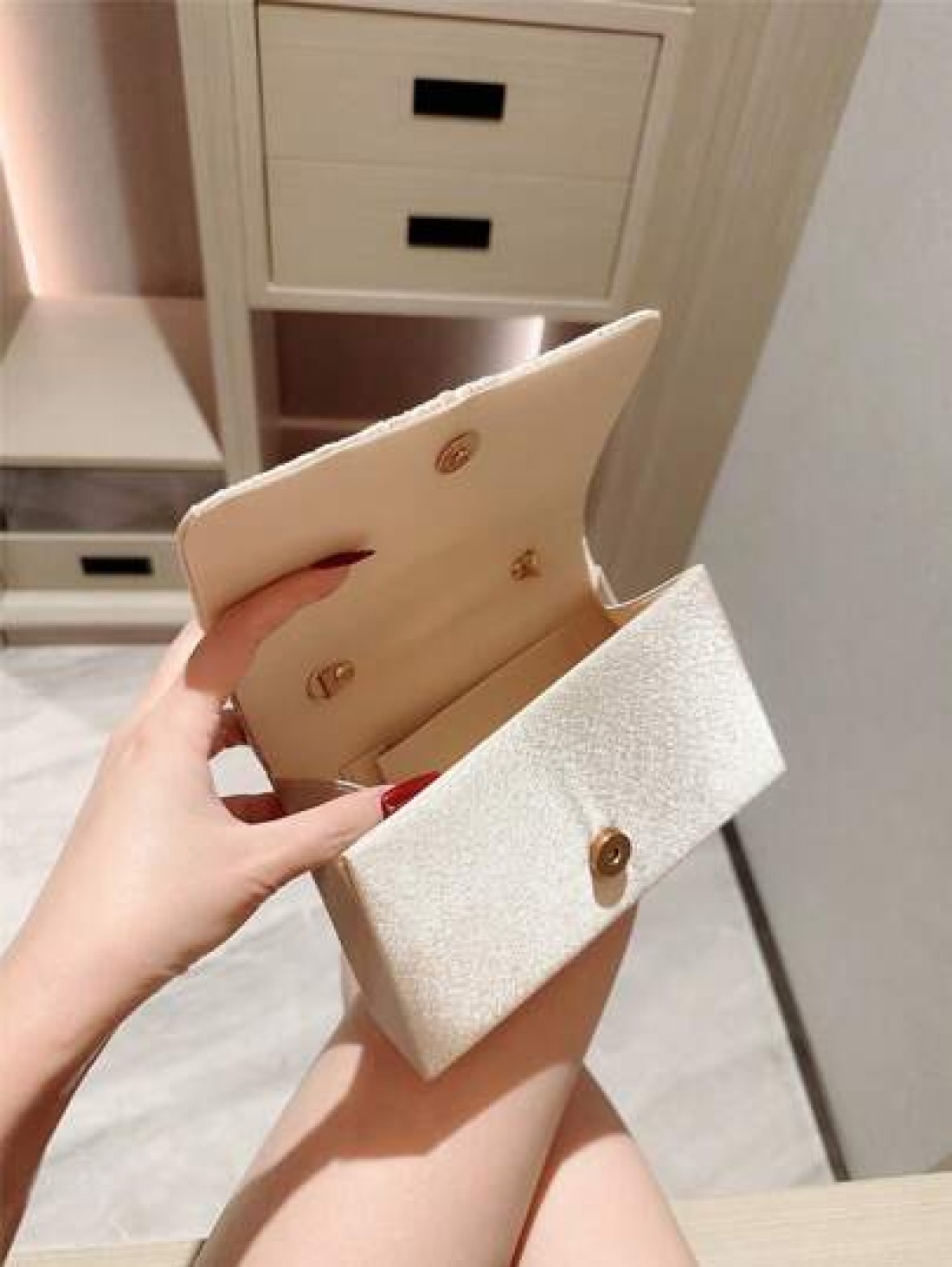 Women s Elegant Butterfly Decor Box Shaped Evening Bag With Faux Pearl Handle Romantic For Wedding Formal Party Banquet Or Prom Elegant Pearl Bag