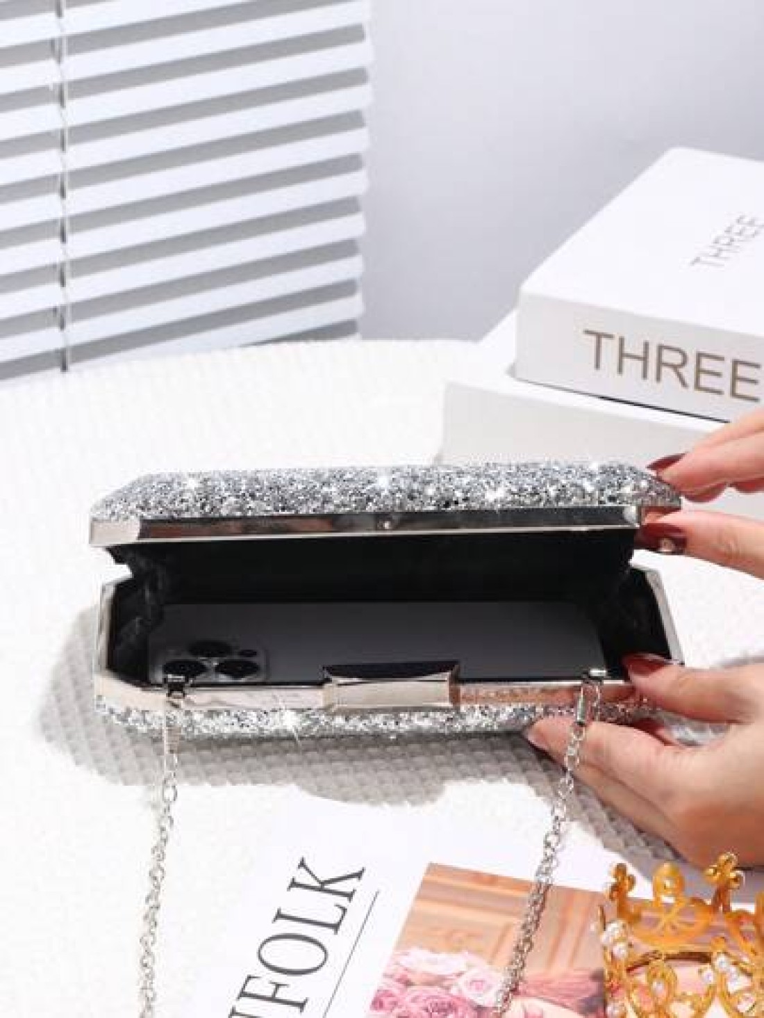 Sparkling Sequin Decorated Women s Evening Bag Shiny Square Clutch With Metal Chain Crossbody Bag Perfect For Weddings Parties Balls Nightclubs Birthday Gifts Valentine s Day Gifts Cosmetic Bag Dress