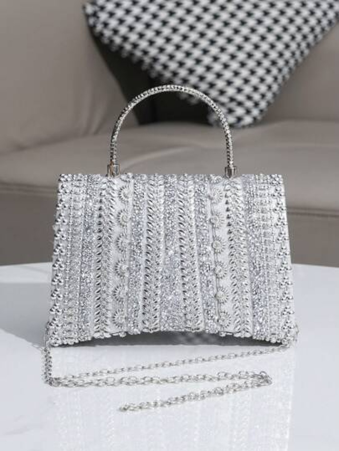 Elegant Silver Sparkling Rhinestone Decor Party Clutch Handbag Crystal Beaded Evening Bag For Women Formal Occasions Perfect For Party Wedding Prom Dinner Banquet Matching With Holiday Party Dress Eve