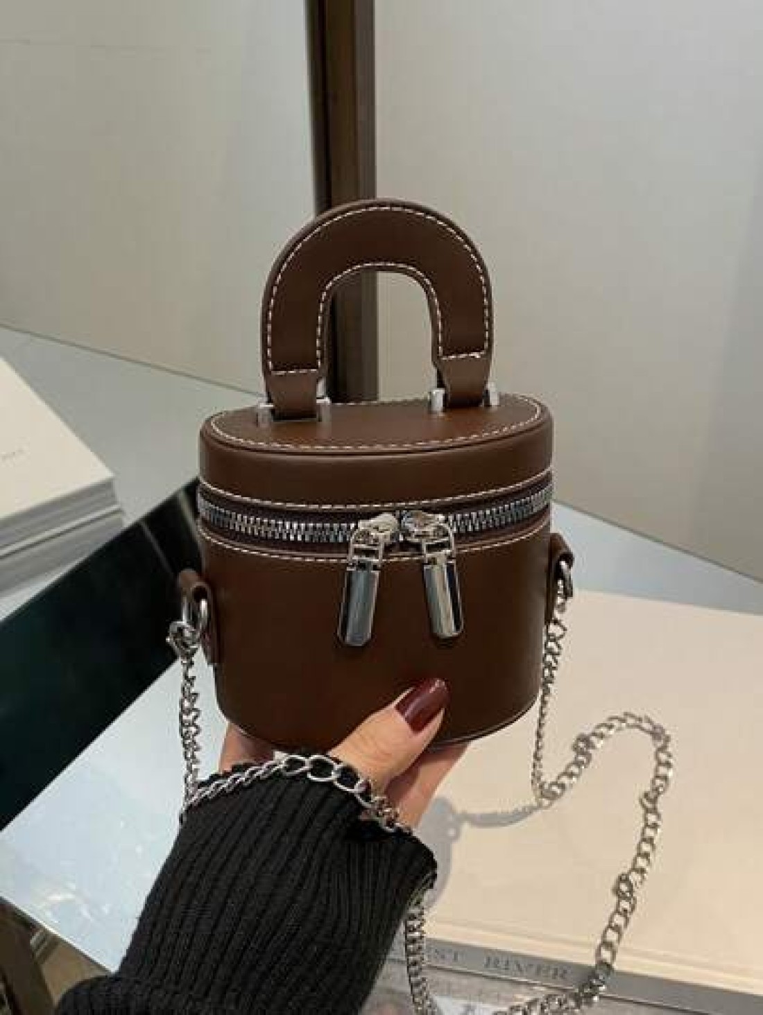 Wholesale 2025 New Arrival Exquisite Portable Makeup Cosmetic Box Case Mini Lipstick Bag Shoulder Crossbody Bag For Women