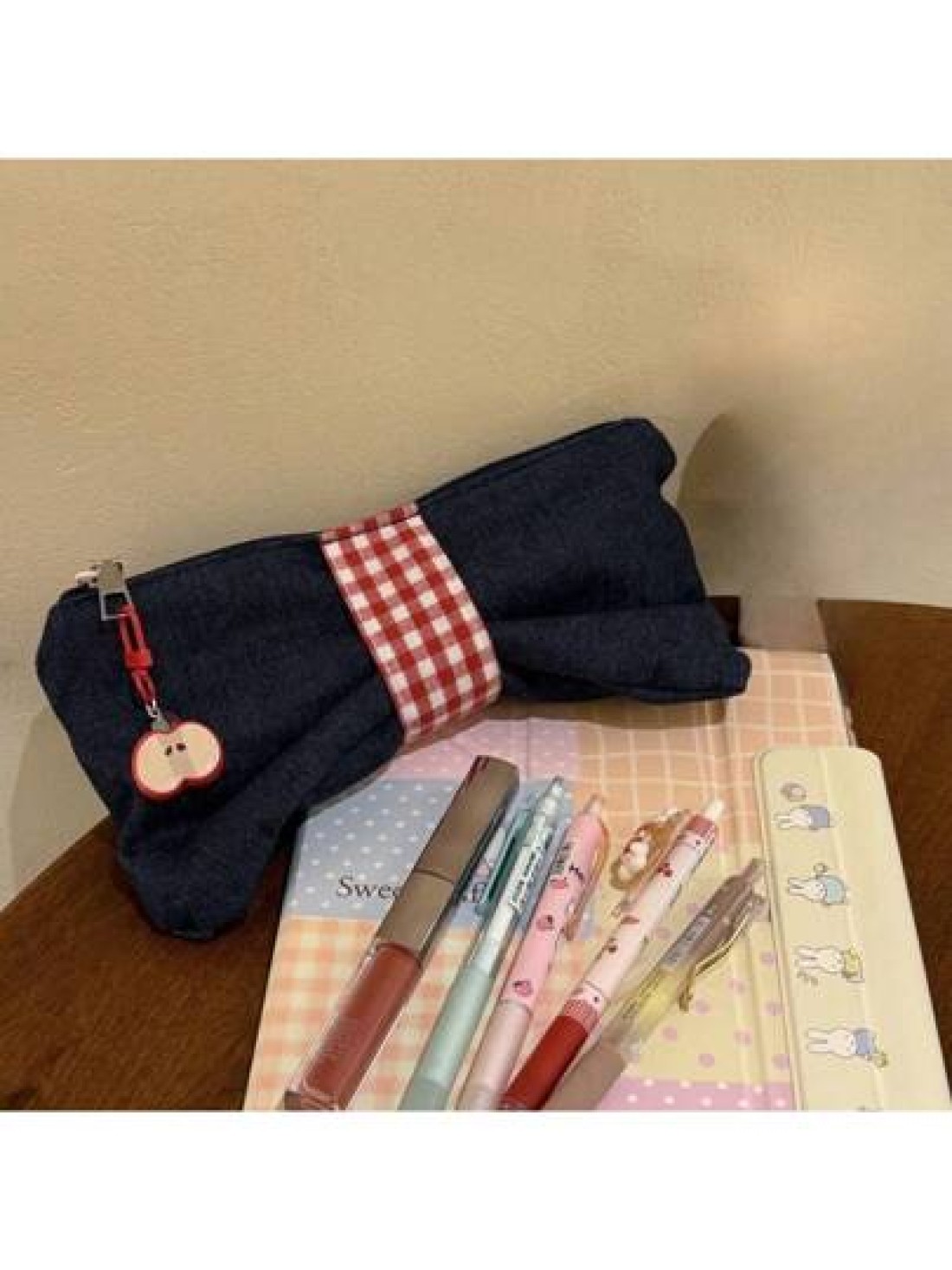 Dual Purpose Large Capacity Portable Makeup Bag Stationery Organizer Pencil Case Minimalist Design For Everyday Carry Including Lipstick
