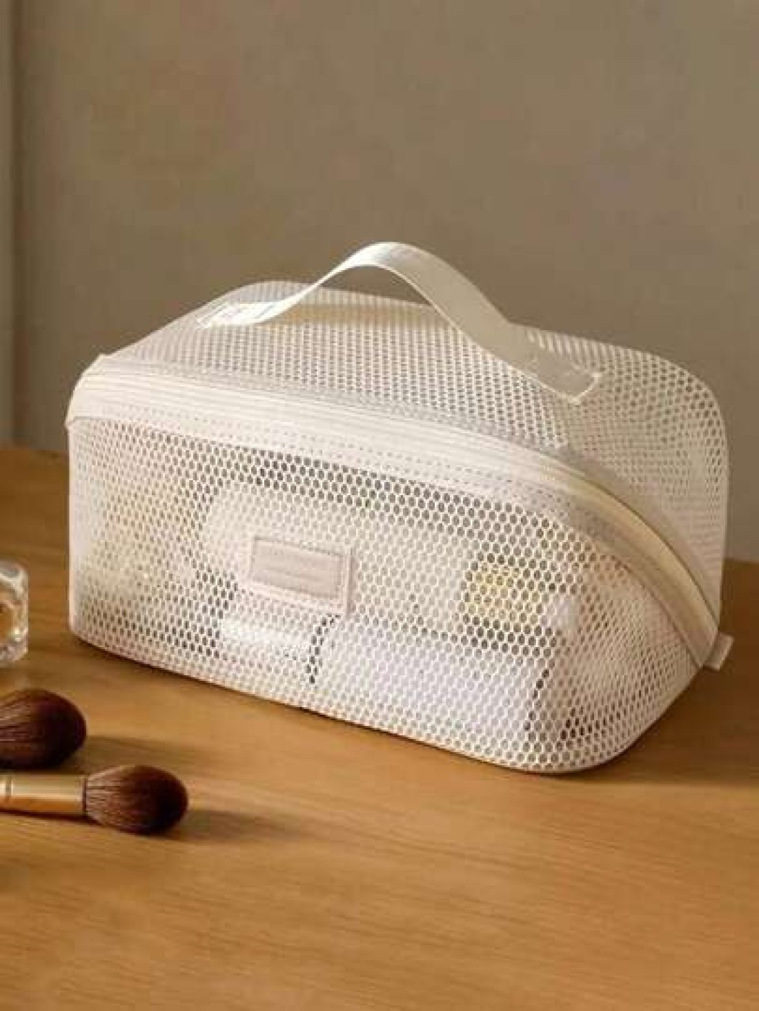 1pc Large Capacity Ivory Mesh Makeup Bag Portable Travel Toiletry Bag Multi Functional Storage Pouch Zipper Bag Travel Bag For Cosmetics Skincare Phones Jewelry And Small Items Gift Vacation Multiple