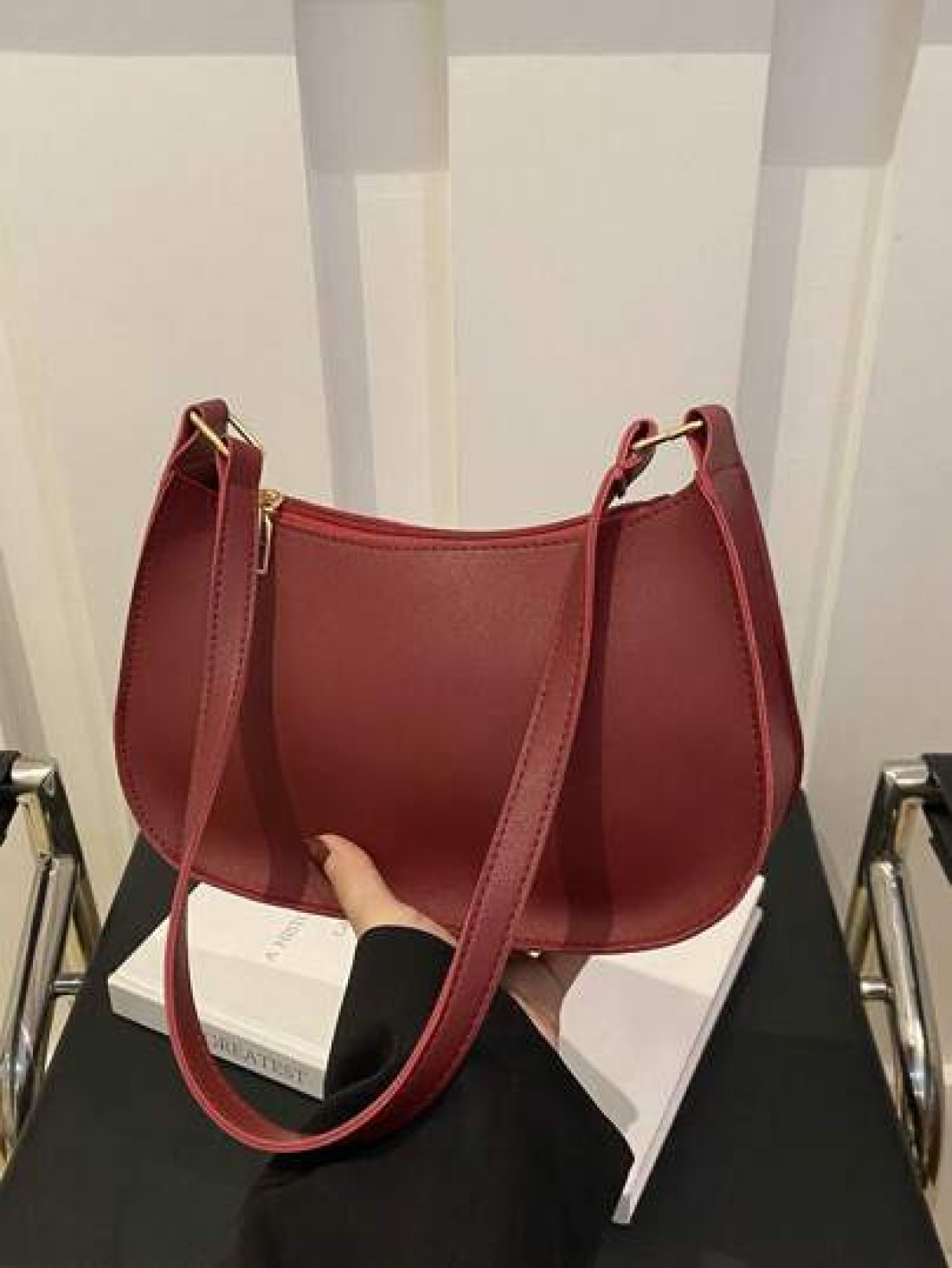 Fashionable Minimalist Shoulder Bag Retro Underarm Bag High End Lightweight Zipper Tote Bag Multifunctional European And American Street Style Elegant Handbag Large Capacity Small Purse Suitable For F