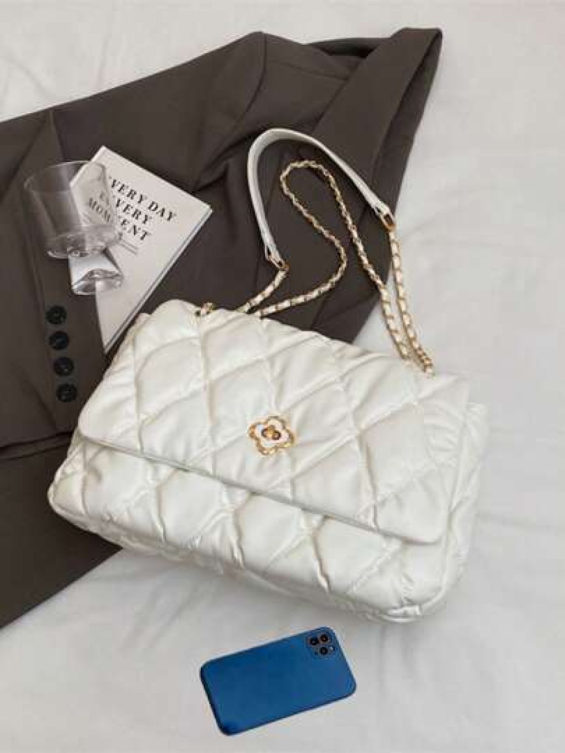 Women s Shoulder Bag Diamond Embroidery Line Flip Soft Bag Pillow Bag Large Capacity Portable Fashion Bag
