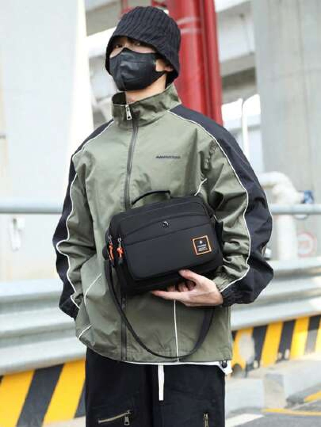1PC Shoulder Bag Fashion Young Men s Crossbody Bag Men s Business Travel Shoulder Bag Casual Crossbody Bag Oxford Cloth Hand Held Men s Shoulder Bag Men s Backpack Niche Briefcase