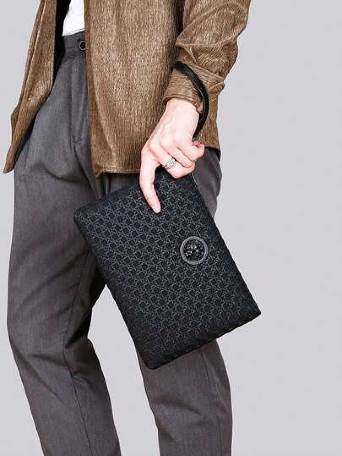 Men Single PU Embossed Clutch Wrist Bag Clutch Bag Hand Bag Wristlet Bag Purses Travel Work Summer Holiday Bag Multi Functional For Commute Undergraduates University Stylish Practical Portable Handbag