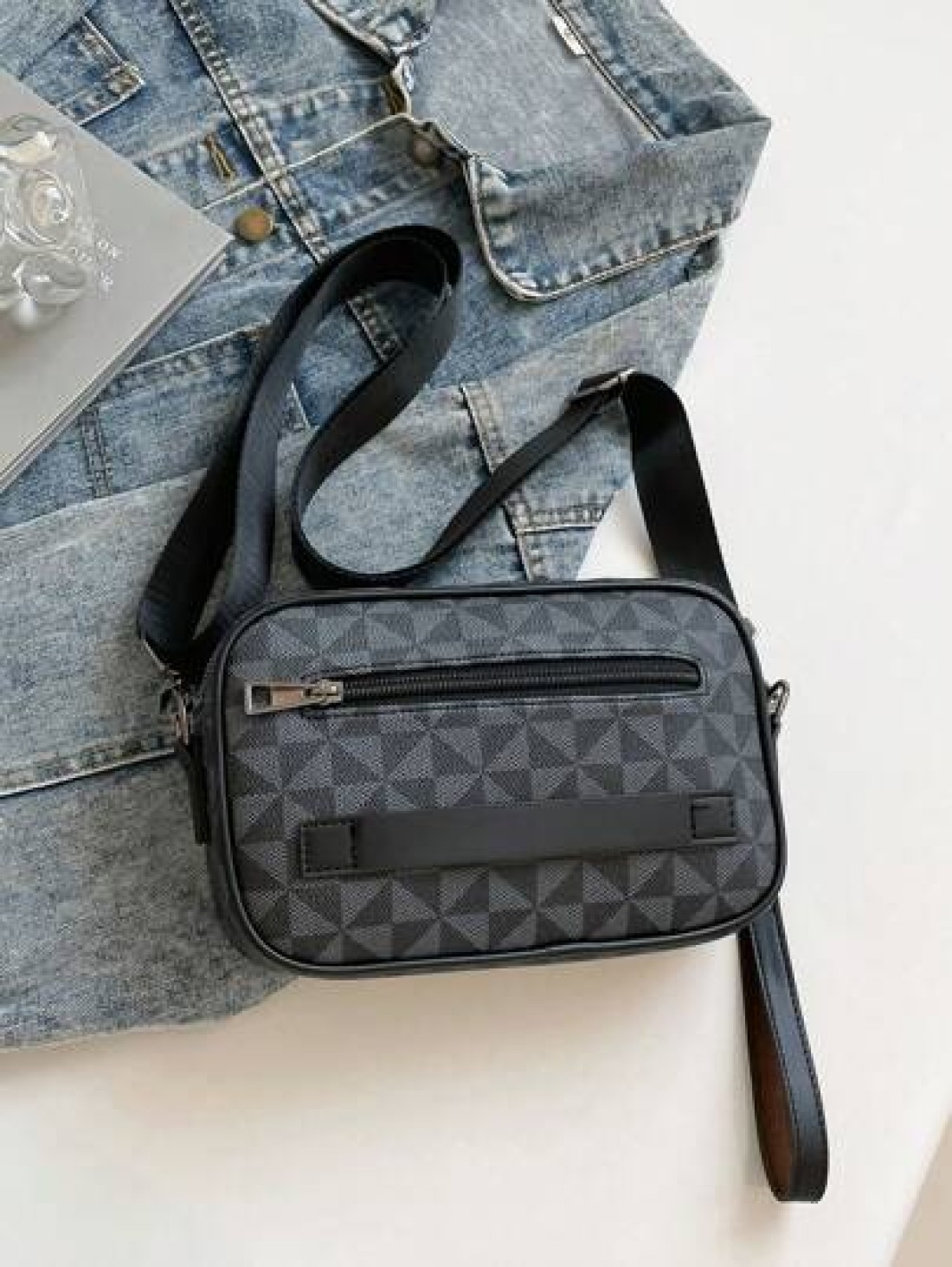 Black Fashion Business Shoulder Bag For Men PU Leather Messenger Bag Wide Strap Crossbody Bags Square Plaid Designer Male Sling Bags Luxury Bags