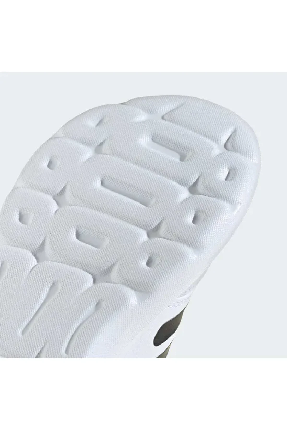 adidas أحذية Tensaur المريحة للأطفال