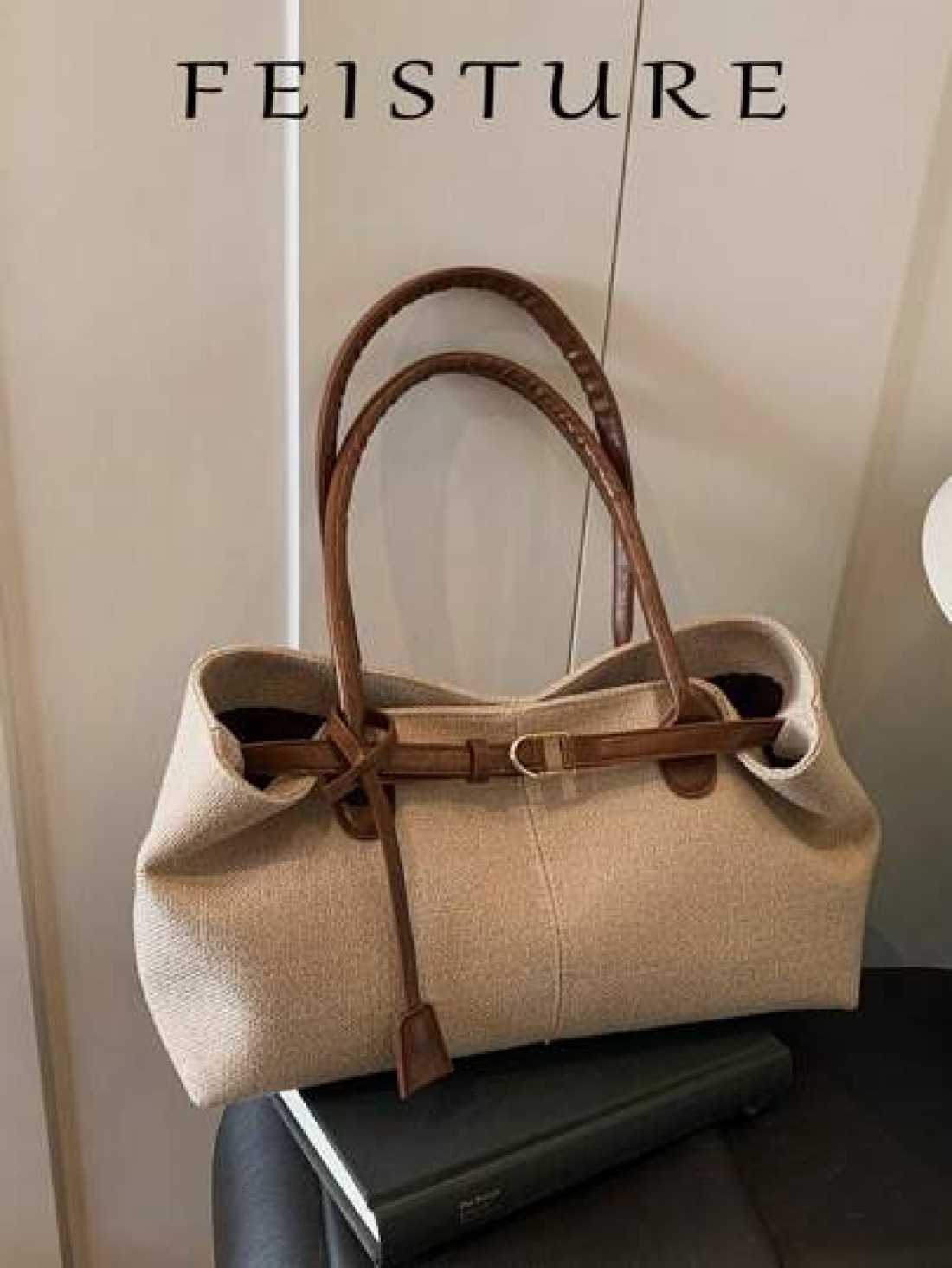 FEISTURE 1 Piece Summer Straw Woven Handbag Beach Bag By The Sea Large Capacity Belt Buckle Design Tote Bag Magnetic Buckle Closed Suitable For Girls Ladies College Students Newcomers And White Collar