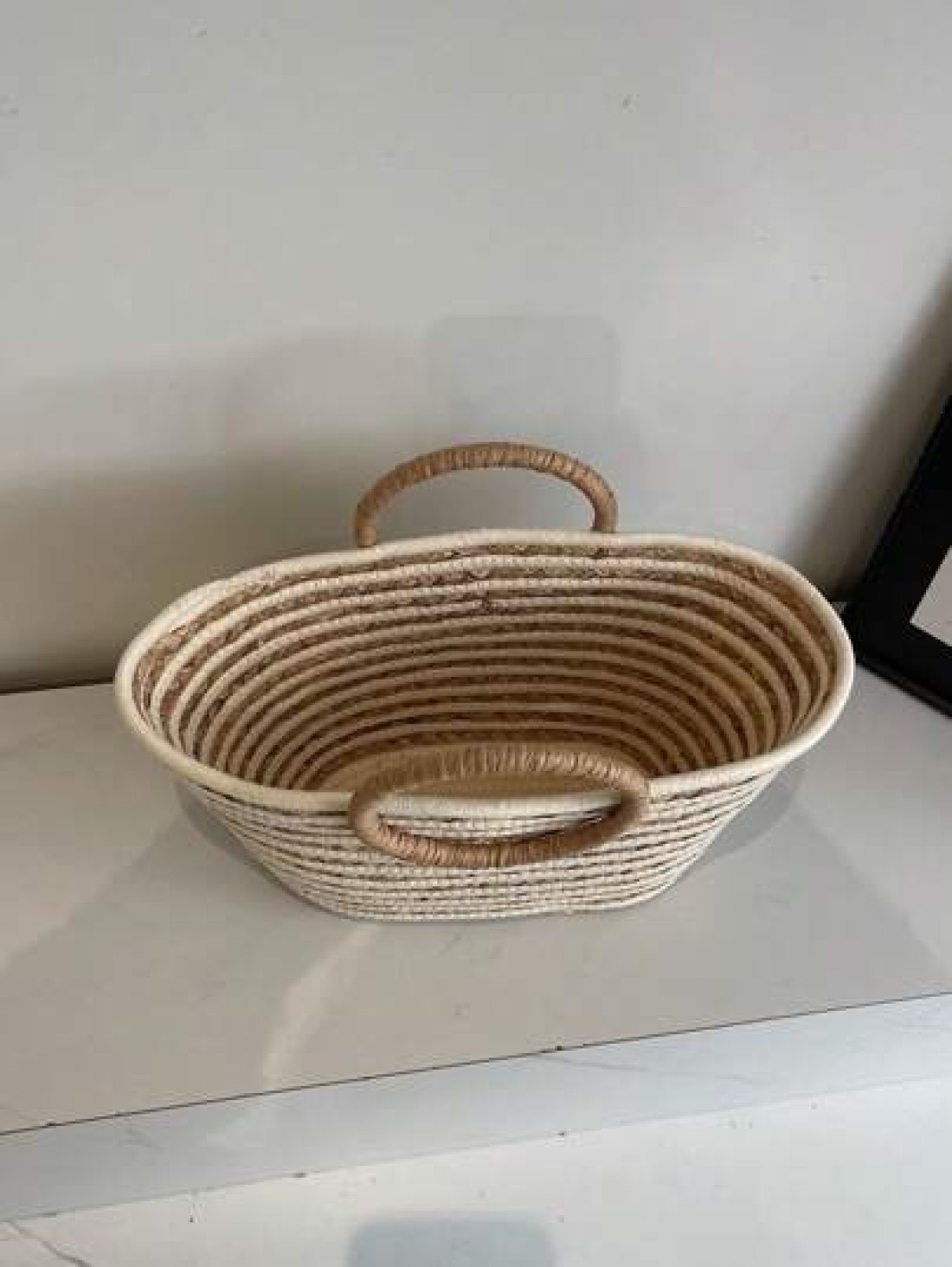 New Straw Tote Bag Large Capacity Women Casual Versatile Handbag Shopper Bag Striped Round Handle Beach Bag For Vacation Travel