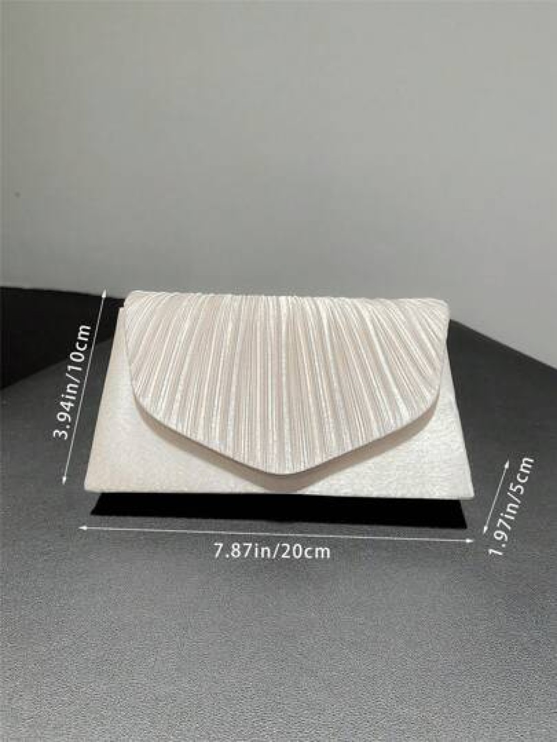 Women Classic And Elegant Pleated Design Clutch Bag With Flap Perfect For Formal Parties Romantic Weddings Dances And Evening Events Can Be Used As Handbag Envelope Bag Or Chain Bag Fits With Evening