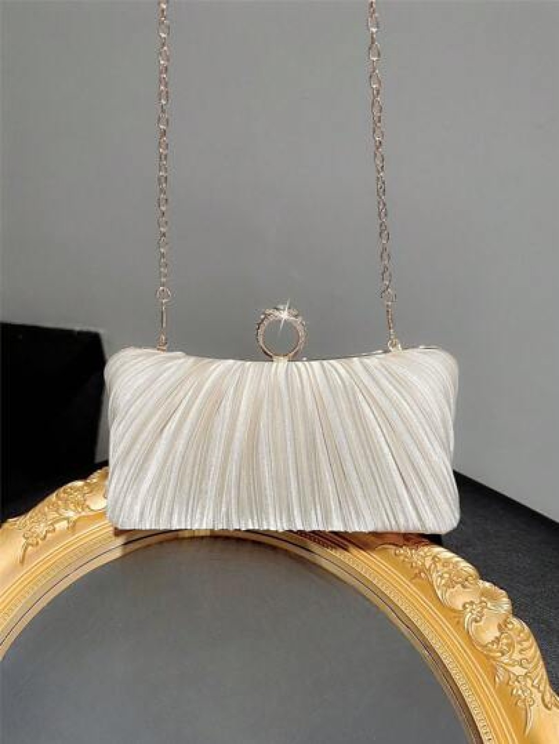 Women Fashionable Shiny Ring Buckle Pleated Satin Box Clutch Bag For Evening Dress Formal Party Prom Wedding Chain Handbag