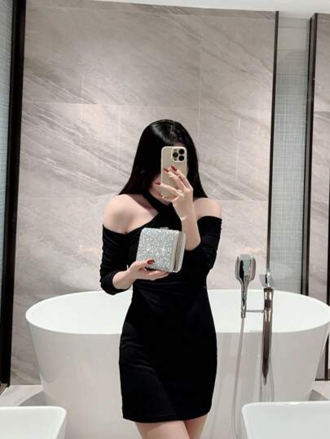 One Shiny Rhinestone Encrusted Box Shaped Evening Clutch Bag For Women Elegant Luxury Formal Dress Mini Bag For Romantic Wedding Bridal Party Prom Chain Shoulder Bag Square Purse Perfect For Party Wed