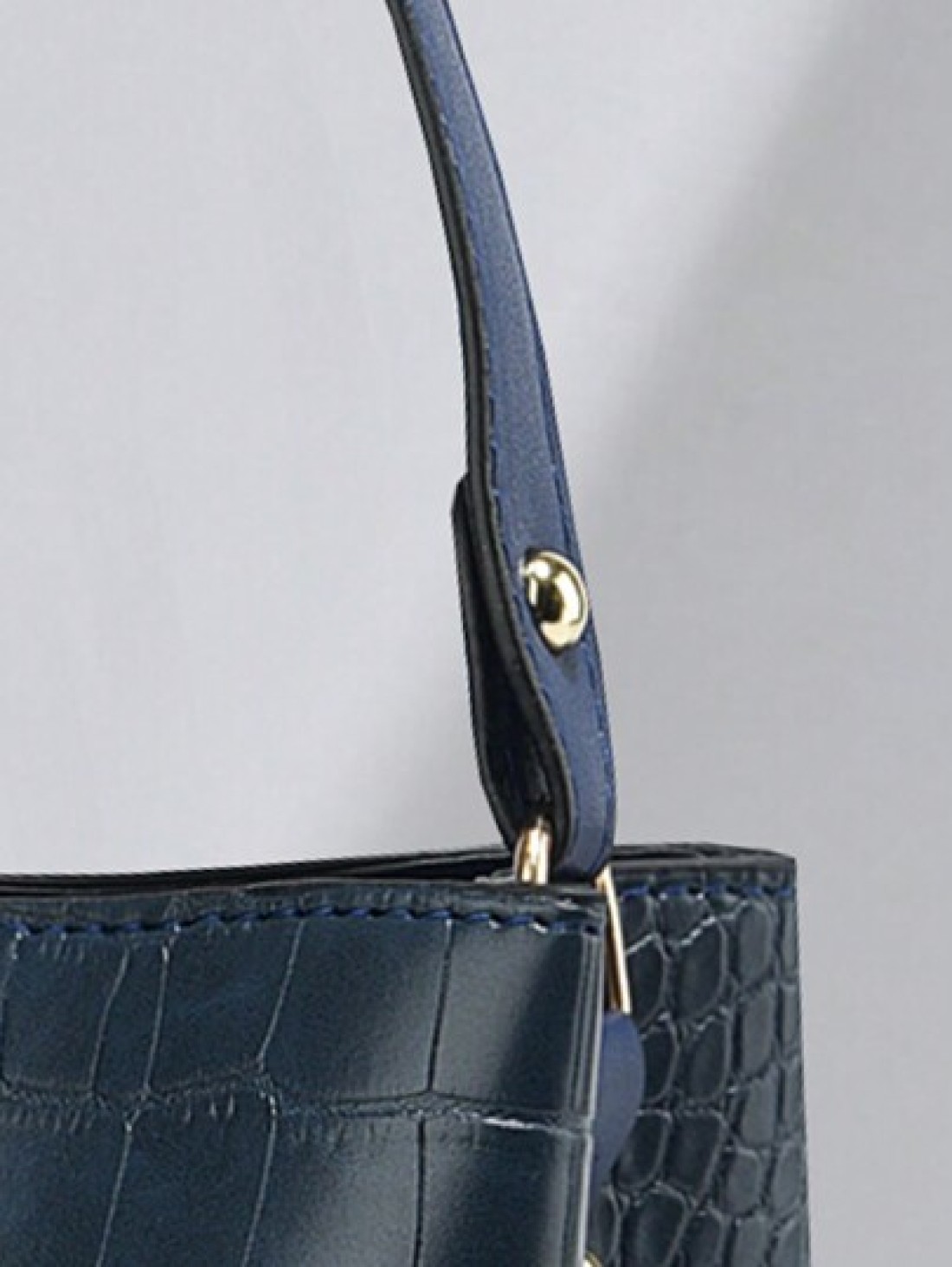 Large Capacity Lightweight Portable And Casual Fashionable Mini Crocodile Embossed Top Handle Bucket Bag Crocodile Embossed Bucket Bag Faux Leather Shoulder Bag Women s Fashion Bag