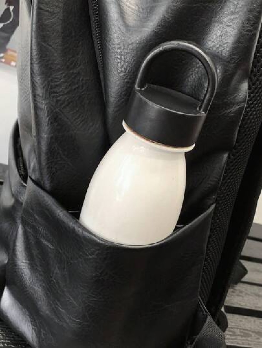 Men s Simple Functional Backpack Large Capacity Water Repellent Oil Wax Leather Material Multi Compartment And Multi Compartment Wear Resistant Backpack Sponge Buffer Zone On The Back Widened Comforta