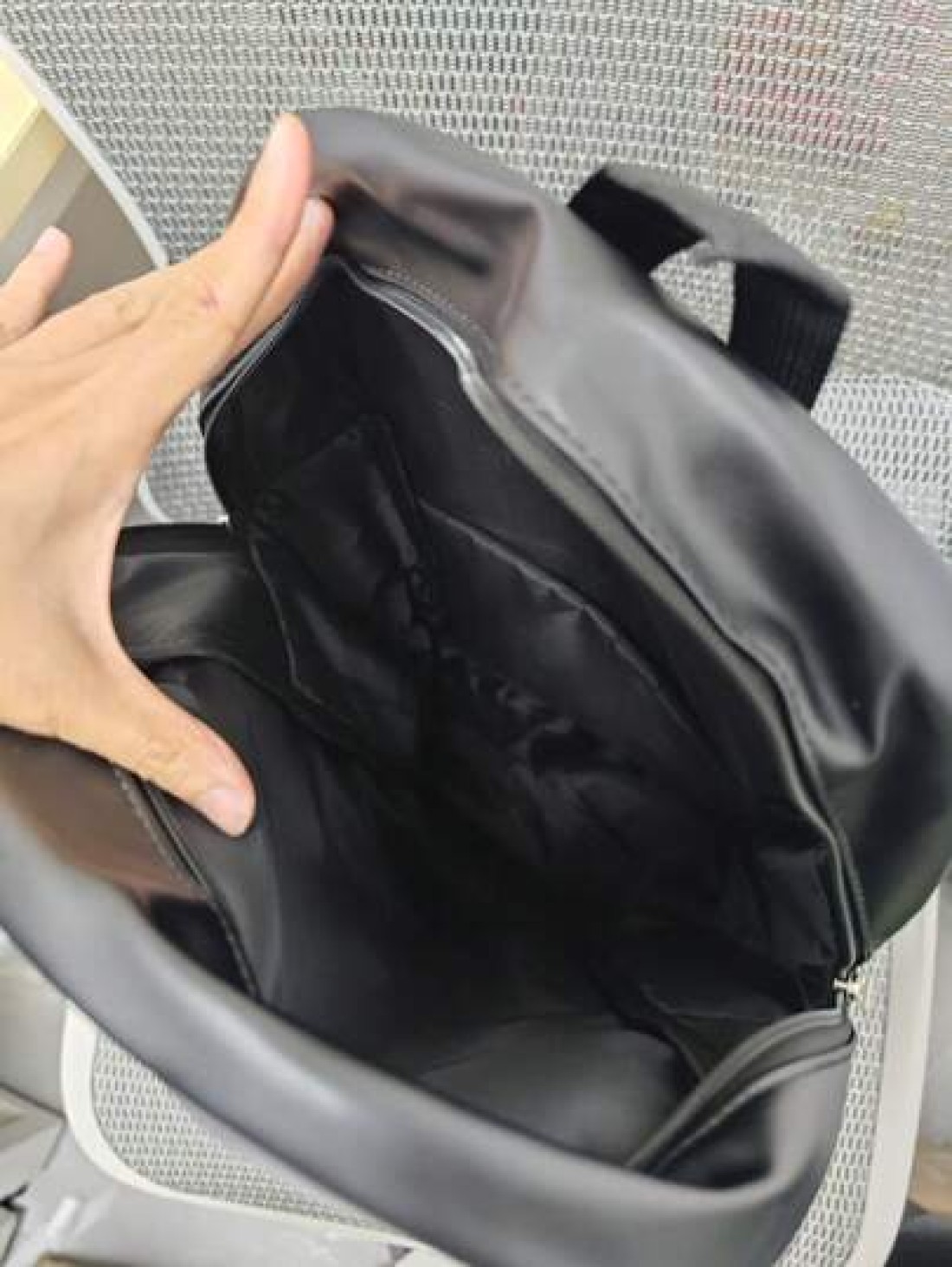 Novelty Retro Old School Shoulder Bag text Me If You Want Me Cellphone Funny Telephone Shaped Large Capacity PU Leather Rucksacks Technology Fan Toy Supplies Backpack School Backpack Students Book Bag
