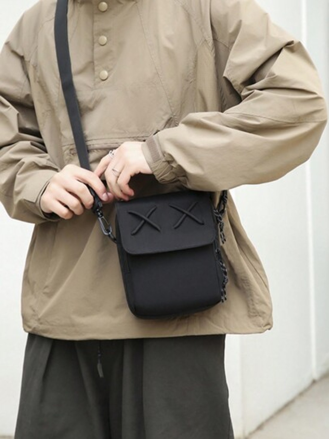 Men s Fashion Casual Men s Shoulder Bag Crossbody Bag School Style Christmas Gifts Fall Scream Men Bag Sling Bag Winter Fashionable Casual Thanksgiving Travel Holiday Storage Bag Beach Bag Gym Bag Sid