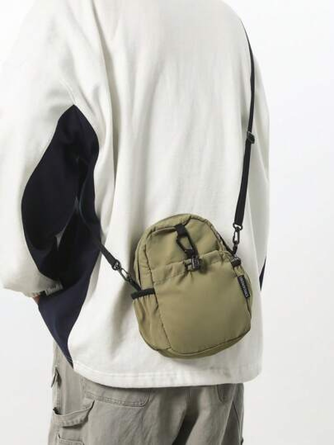2025 New Fashionable Versatile Men s Small Square Bag Casual Simple Crossbody Bag Waterproof Shoulder Bag For Daily Commute Couple Bags