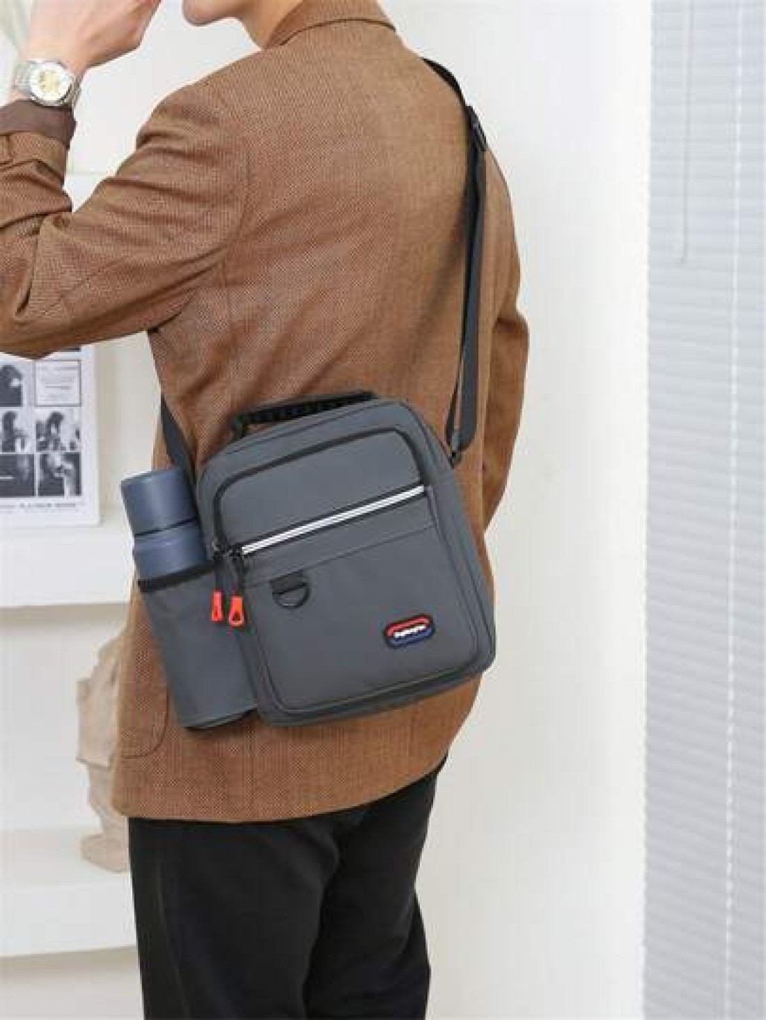 Multi Pocket Fashion Casual Outdoor Travel Backpack With Water Bottle Holder Reflective Stripe Soft For Men Fits Tablet Power Bank Wallet Umbrella