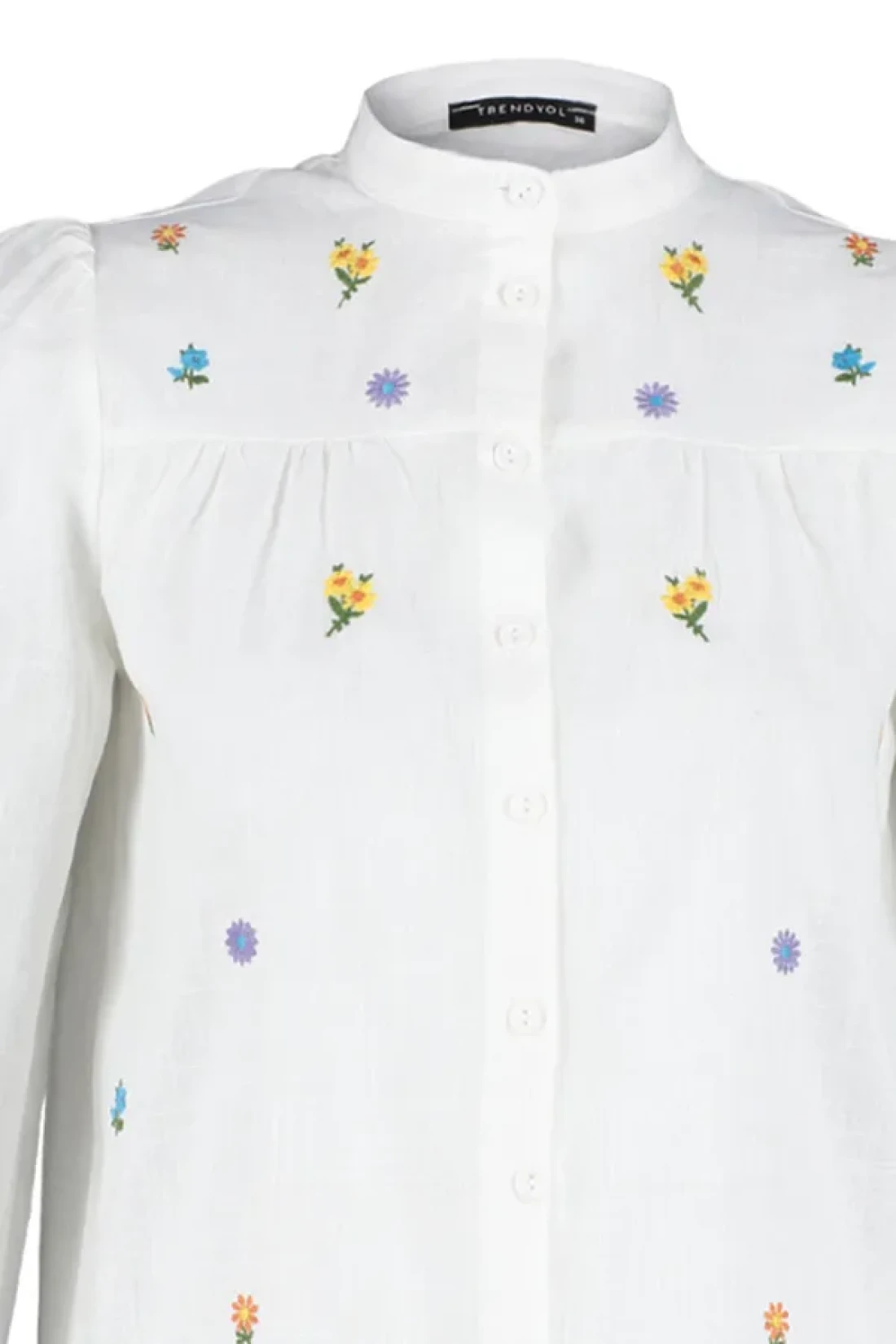Trendyol Collection قميص منسوج بقصة عادية وتطريز إكرو TWOSS23GO00152