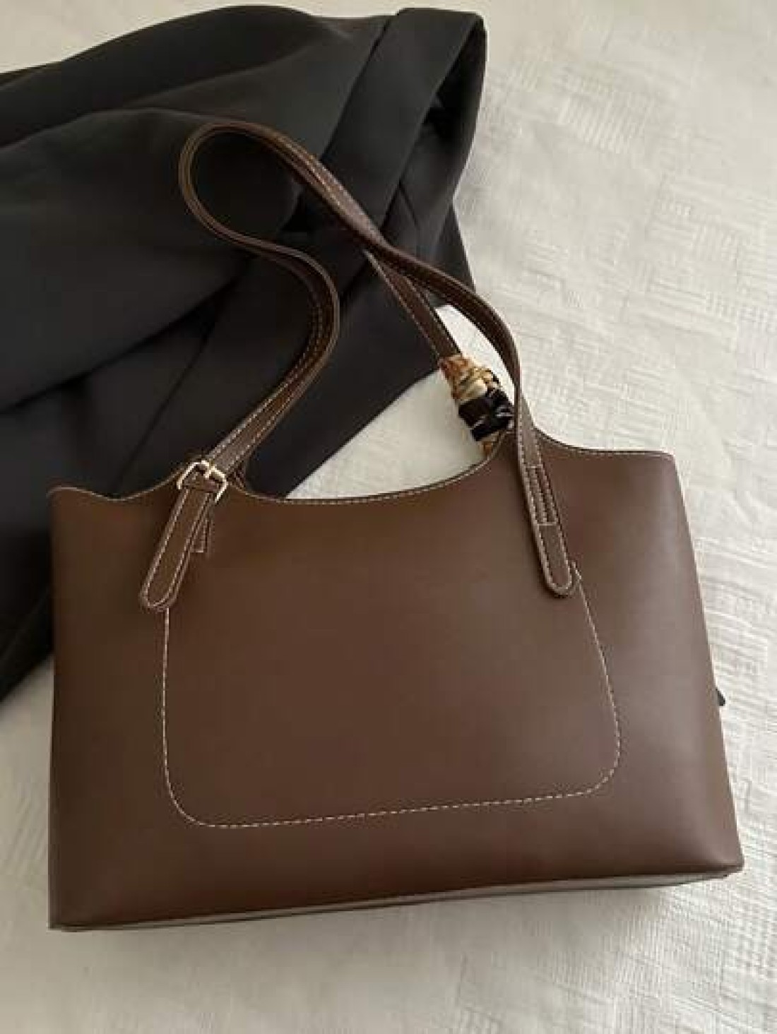 Retro Soft Leather Tote Bag For Women Large Capacity Shoulder Bag Personalized Minimalist Office Commute Handbag 2025 Spring Collection