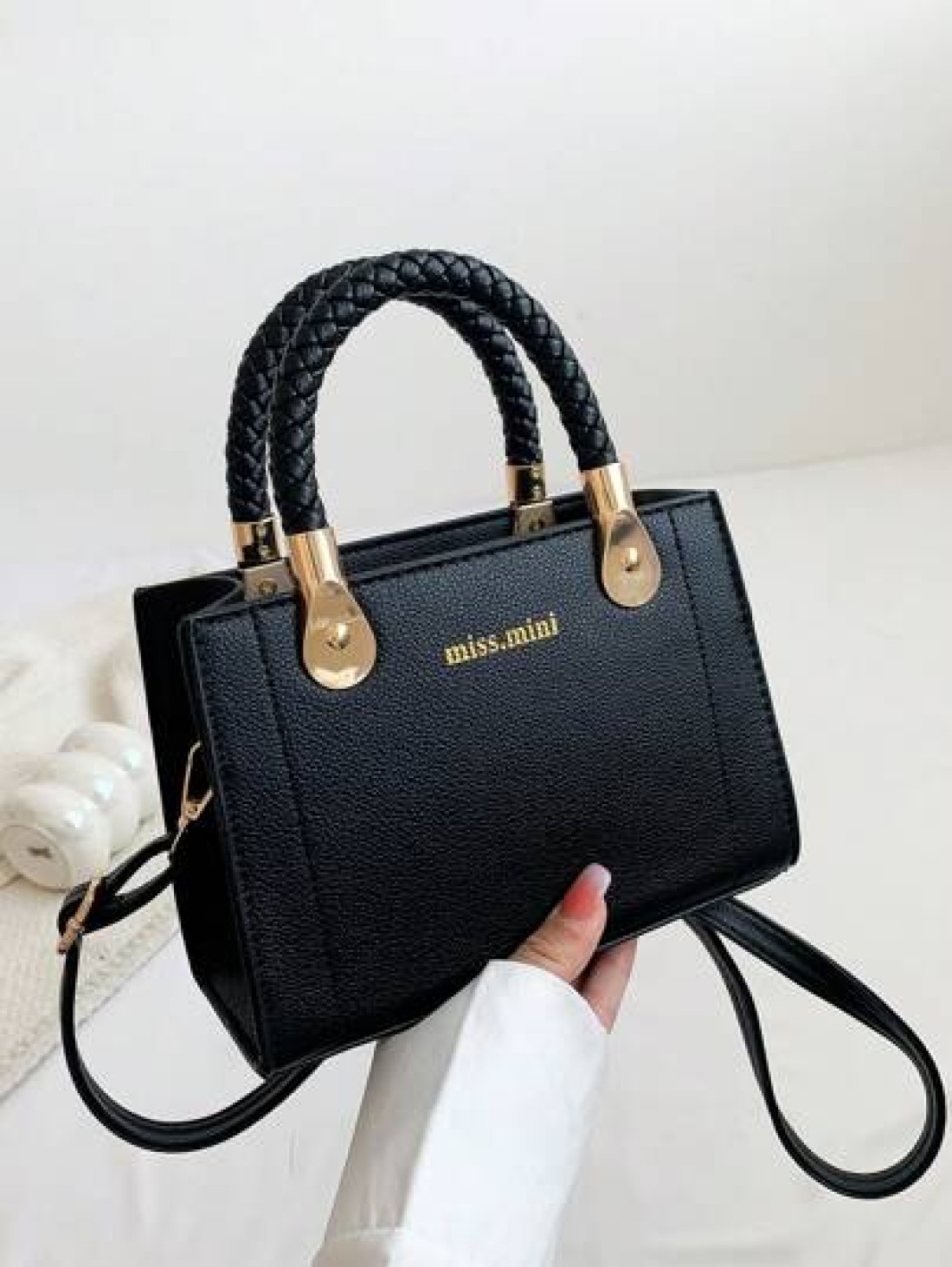 New Women s PU Leather Shoulder Bag Adjustable Strap Mini Handbag Clutch Bag Minimalist Classic Funky Leather Small Bag Square Bag Suitable For Women Travel Work Party Holiday