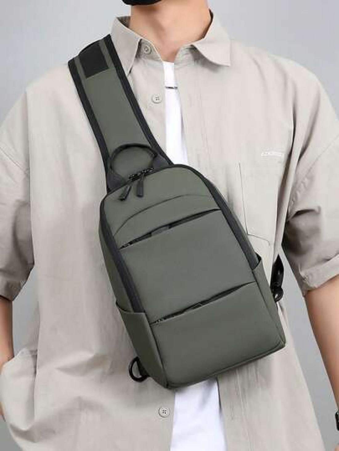 New Men s Breast Bag Large Capacity Personalized Long Distance Riding Bag For Work Commuting Fashion Shoulder Bag