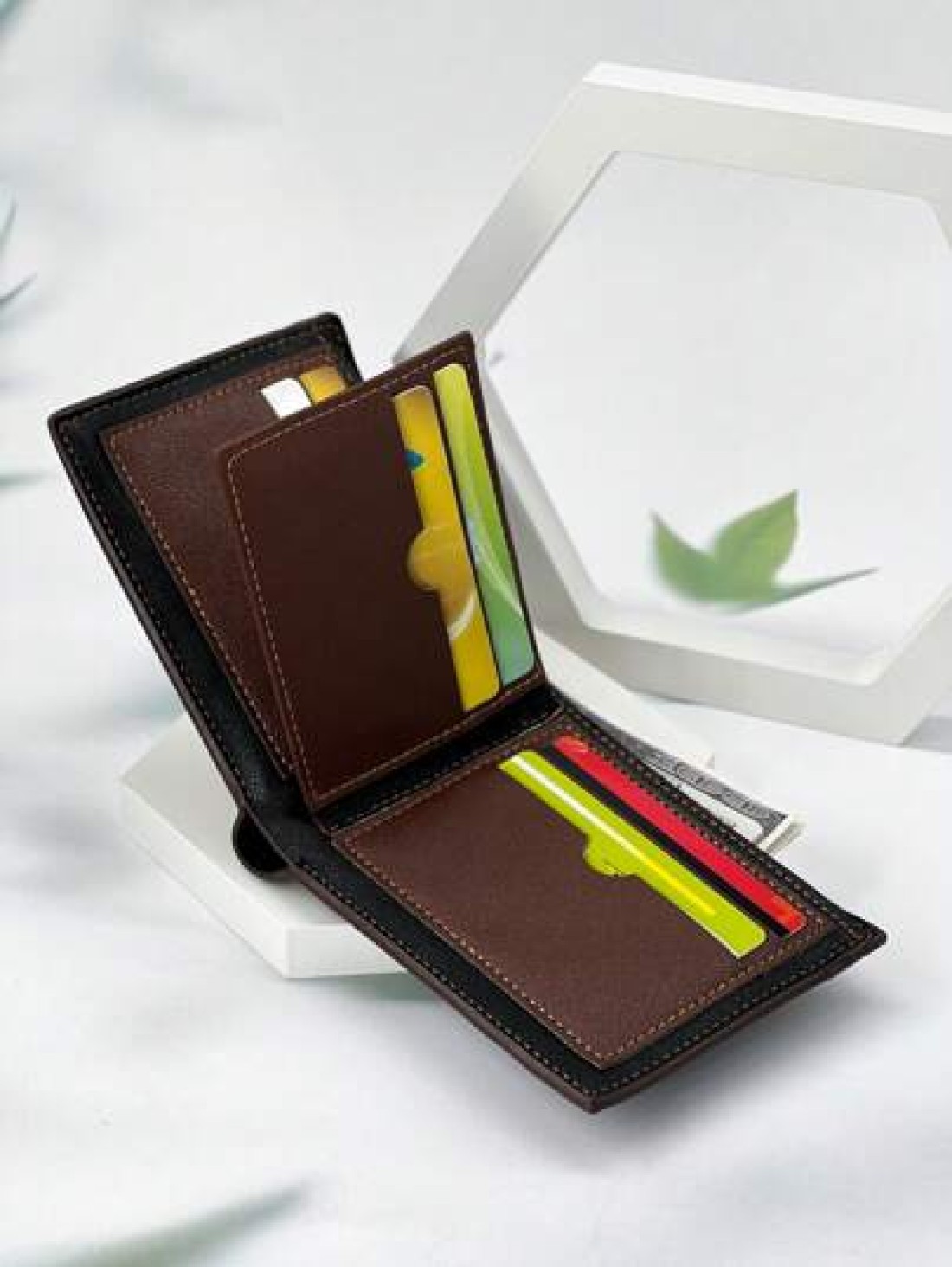 HOVI S Men s Short Wallet Casual Fashion Retro Wallet For College Students Business Youth New Multi Card Slot Color Block Design