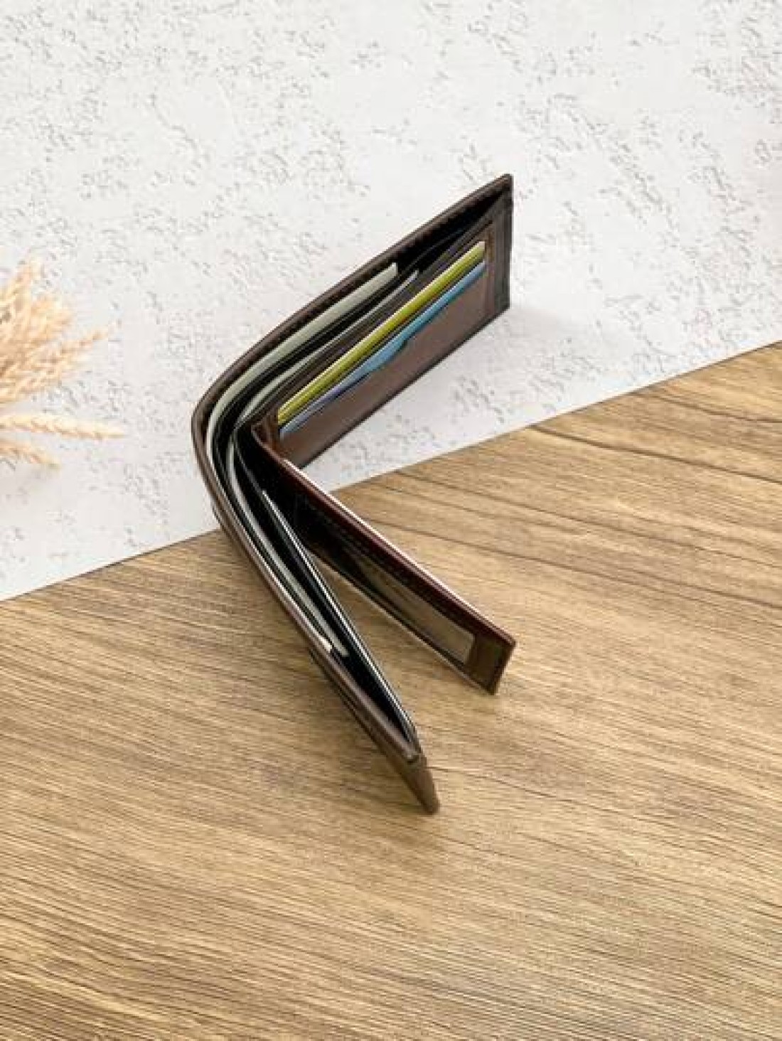 HOVI S Men s Short Wallet Large Capacity Multi Card Holder Ideal Graduation Gift Boyfriend Gift And Father s Day Present