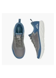 Oaklan by Shoexpress حذاء رياضي Oaklan من Shoexpress مزود برباط وتفاصيل عروة سحب