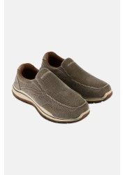 Skechers حذاء Cowen رجالي سهل الارتداء للأنشطة الخارجية، لون بني رمادي