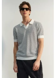 Trendyol Collection Navy Blue Limited Edition - Short Sleeve Polo Knitwear T-Shirt TMNSS23PO00026
