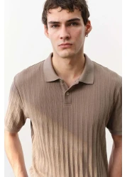H&M قميص بولو جيرسي منسوج بقصّة Slim Fit
